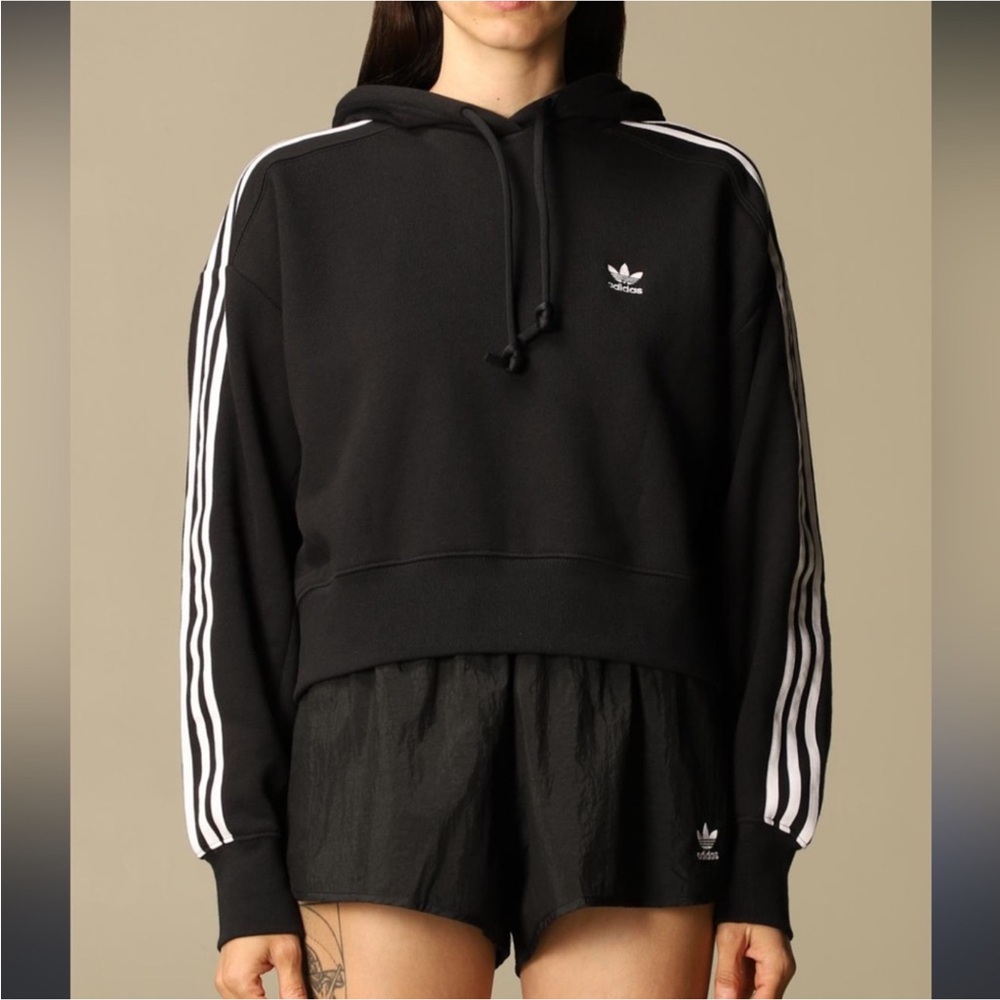 🩷FIRM PRICE🩷 Adidas Original Cropped Hoodie